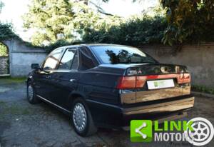 Image 4/10 of Alfa Romeo 155 2.5 V6 (1993)