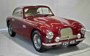Image 2/50 de Aston Martin DB 2 Vantage (1953)