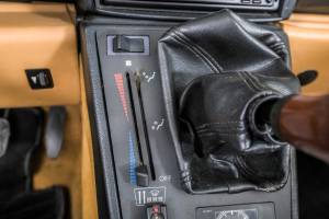 Bild 39/50 von Alfa Romeo 2.0 Spider (1992)