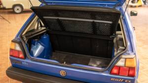 Bild 14/15 von Volkswagen Golf II 1.6 (1990)
