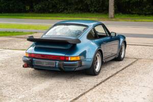 Image 16/34 of Porsche 911 Turbo 3.3 (1978)