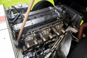 Image 4/50 de Jaguar E-Type &quot;Semi-Lightweight&quot; (1963)