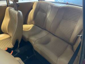 Image 14/18 de Alfa Romeo 2000 GT Veloce (1972)