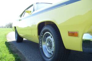 Image 33/57 of Plymouth Duster (1970)