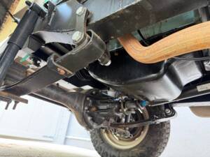 Image 12/17 of Land Rover 88 (1980)