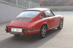 Image 41/79 of Porsche 912 (1969)