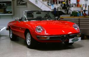 Afbeelding 2/37 van Alfa Romeo 2000 Spider Veloce (1979)