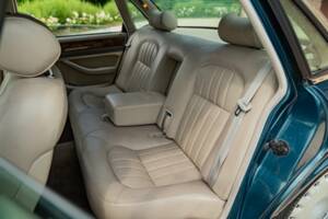 Image 21/50 of Jaguar XJ6 3.2 (1995)