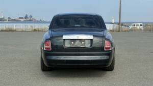 Image 5/44 of Rolls-Royce Phantom VII (2004)