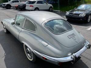 Bild 4/8 von Jaguar E-Type V12 (2+2) (1971)