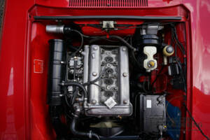 Imagen 9/50 de Alfa Romeo Giulia GT 1300 Junior (1975)