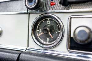 Image 42/50 of Mercedes-Benz 280 SL (1968)