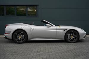 Bild 3/50 von Ferrari California T (2015)
