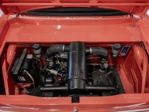 Image 8/20 of BMW 700 Cabriolet (1964)