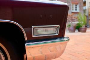 Bild 64/200 von Cadillac Coupe DeVille (1968)
