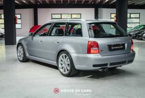 Bild 9/24 von Audi RS4 Avant (2001)