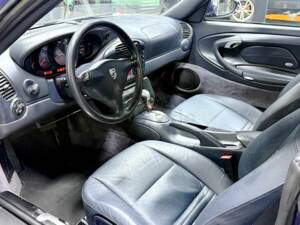 Immagine 2/8 di Porsche 911 Carrera (2000)