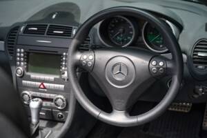 Image 29/50 of Mercedes-Benz SLK 350 (2004)