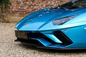 Image 14/50 of Lamborghini Aventador S (2018)