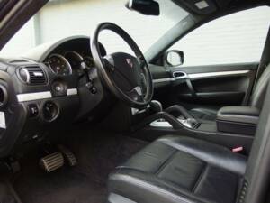 Imagen 49/97 de Porsche Cayenne Turbo (2007)