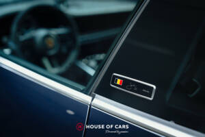 Image 20/50 of Porsche 911 Carrera 4S &quot;Belgian Legend Edition&quot; (2020)