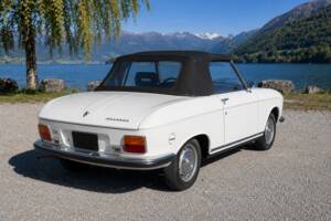 Image 4/7 of Peugeot 304 Convertible (1972)
