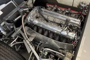 Immagine 29/50 di Jaguar E-Type 3.8 (1962)