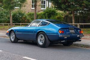Afbeelding 4/26 van Ferrari 365 GTB&#x2F;4 Daytona (1971)