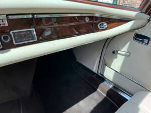 Image 17/20 of Mercedes-Benz 280 SE 3,5 (1971)
