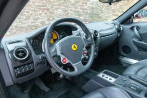 Bild 35/50 von Ferrari F 430 (2005)