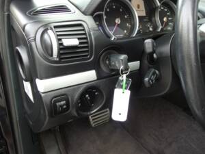 Image 40/99 of Porsche Cayenne Turbo (2007)