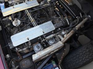 Bild 26/29 von Jaguar E-Type V12 (2+2) (1972)