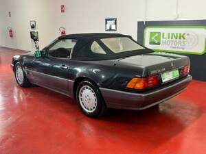 Image 17/48 of Mercedes-Benz 300 SL-24 (1992)