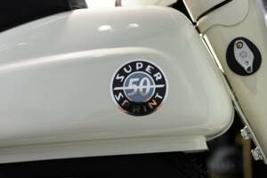 Image 11/41 de Piaggio Vespa 50 SS (1966)