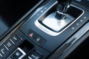 Image 19/57 of Porsche 911 Turbo S (2013)