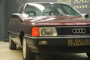 Image 28/50 de Audi 100 - 2.3E quattro (1990)
