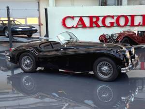 Image 8/8 de Jaguar XK 140 SE OTS (1956)