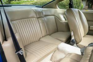 Image 23/43 de Aston Martin V8 (1974)