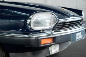 Image 26/50 of Jaguar XJS 5.3 V12 (1993)