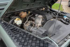 Image 21/50 de Land Rover Defender 110 Crew Cab SE (2010)