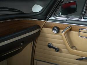 Imagen 31/41 de BMW 3.0 CS (1975)