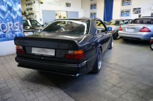 Afbeelding 15/35 van Mercedes-Benz 300 CE-24 (1992)