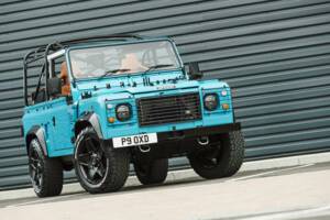 Bild 43/50 von Land Rover Defender 90 (1997)