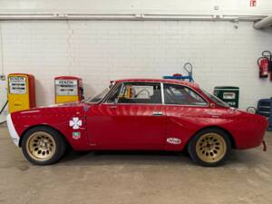 Image 1/18 of Alfa Romeo Giulia GTA 1300 Junior (1970)