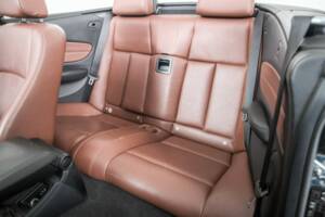 Image 37/50 de BMW 120i (2008)