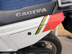 Image 39/40 of Cagiva DUMMY (1994)