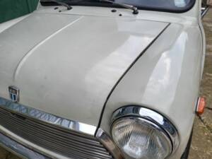 Image 17/51 of Mini 850 (1976)