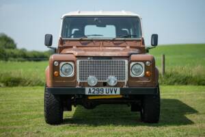 Image 10/33 of Land Rover Defender 110 (1983)