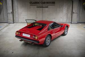 Image 8/97 of Ferrari 308 GTB Quattrovalvole (1983)
