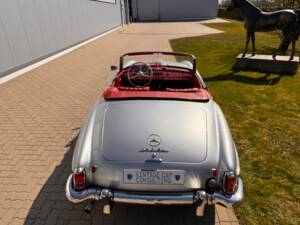 Image 13/77 de Mercedes-Benz 190 SL (1960)